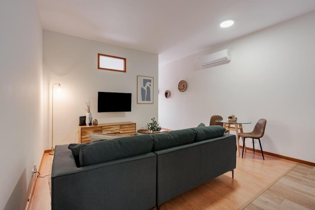 Modern Studio Near Metro Station Senhora da Hora Экстерьер фото
